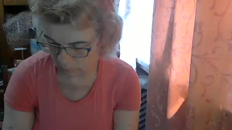 Olivia Mia online show from 05-21-26, 10:55