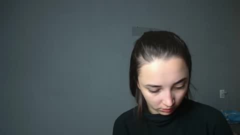 Snapshot of olivia_oliv chatting on 09-30-25, 09:58 Olivia online show from 09-30-25, 09:58