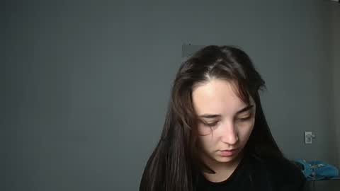 Snapshot of olivia_oliv chatting on 10-05-25, 11:30 Olivia online show from 10-05-25, 11:30