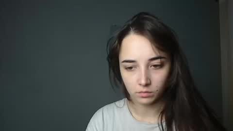 Snapshot of olivia_oliv chatting on 11-10-25, 01:43 Olivia online show from 11-10-25, 01:43