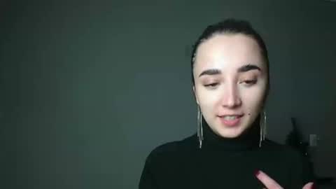 Olivia online show from 02-02-26, 05:44