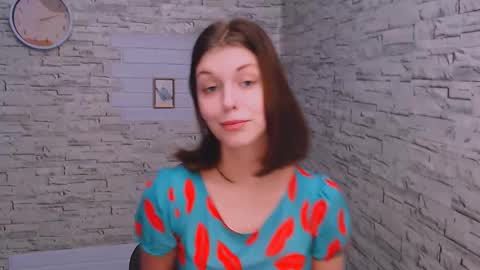 Olivia online show from 01-20-25, 02:46