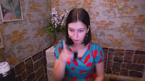 Olivia online show from 01-21-25, 01:32