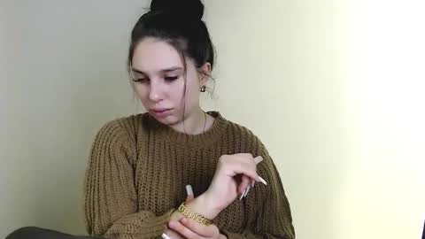 Olivia online show from 03-02-26, 08:37