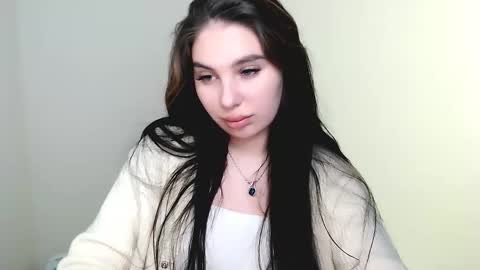 Olivia online show from 03-04-26, 09:43