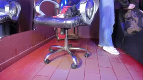   online show from 12-30-24, 01:03