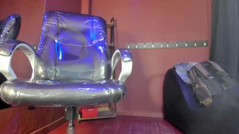   online show from 01-02-25, 01:08