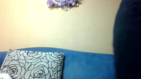 Olivia online show from 02-07-26, 12:31