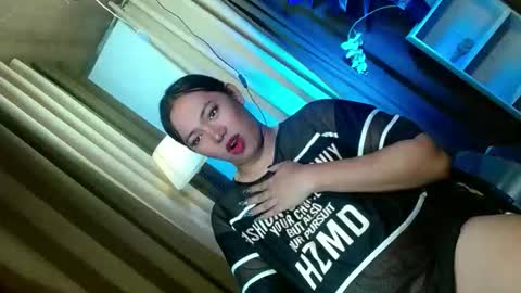 Miss OLIVIA online show from 11-25-25, 11:10