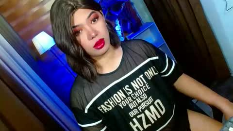 Miss OLIVIA online show from 02-25-26, 09:30