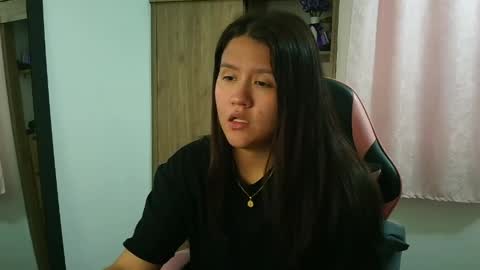 Olivia online show from 05-11-26, 02:45