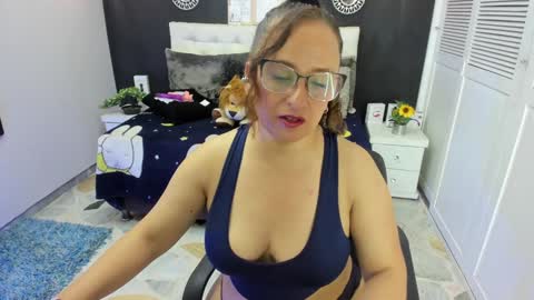 Snapshot of olivia_willd chatting on 12-12-24, 07:48 olivia online show from 12-12-24, 07:48