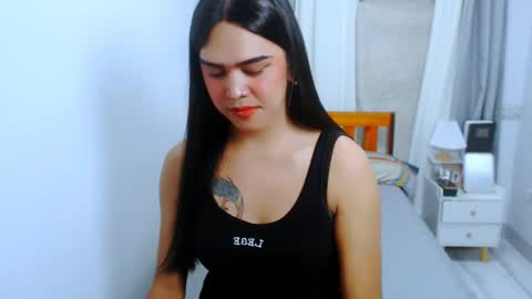 Snapshot of olivia_xxo chatting on 07-15-26, 11:59 olivia_xxo online show from 07-15-26, 11:59