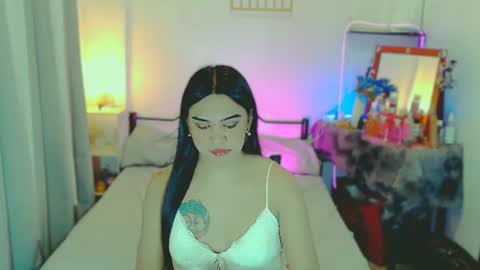 Snapshot of olivia_xxo chatting on 07-25-26, 03:53 olivia_xxo online show from 07-25-26, 03:53