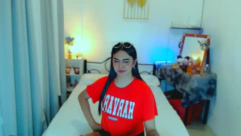 Snapshot of olivia_xxo chatting on 08-06-26, 04:09 olivia_xxo online show from 08-06-26, 04:09