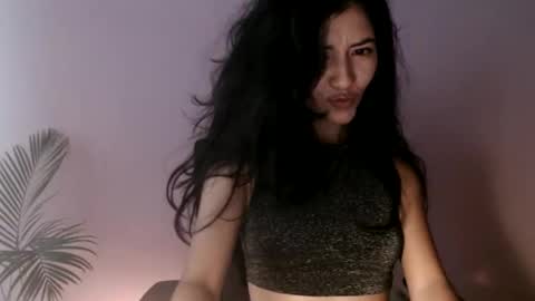 oliviaaa__ online show from 04-30-26, 10:03