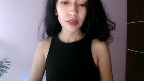 oliviaaa__ online show from 05-26-26, 04:25
