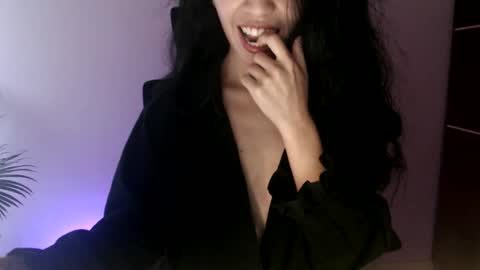 oliviaaa__ online show from 06-04-26, 04:24