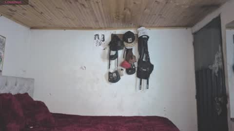 oliviabluee10 online show from 07-13-26, 05:21