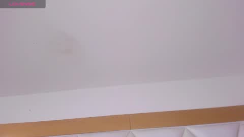 OLIVIA online show from 01-28-25, 03:25