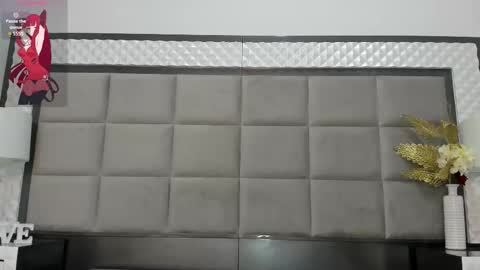 Olivia Burning online show from 10-15-25, 07:36