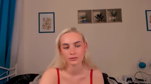 oliviaBeauty online show from 04-13-26, 06:24