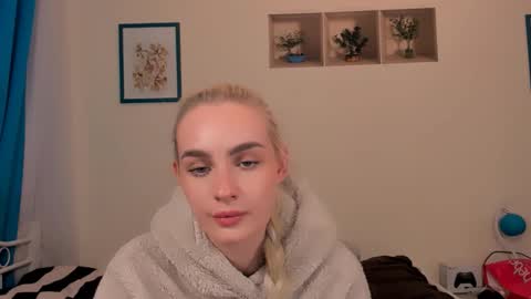 oliviaBeauty online show from 04-19-26, 05:34