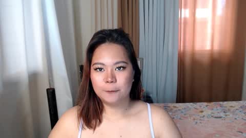 Snapshot of oliviahollywood chatting on 03-10-25, 07:21 olivia hollywood online show from 03-10-25, 07:21