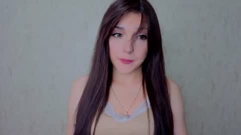 Snapshot of oliviahoresnev chatting on 06-23-26, 04:49 Olivia online show from 06-23-26, 04:49