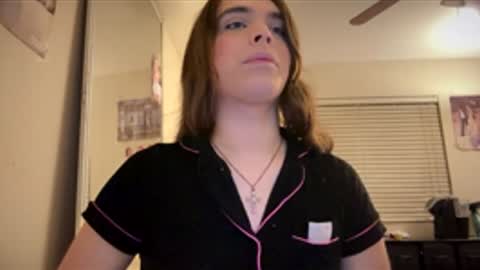 Olivia online show from 02-08-26, 12:08