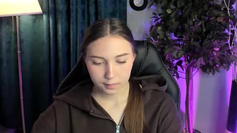 olivialangs online show from 03-19-26, 12:53