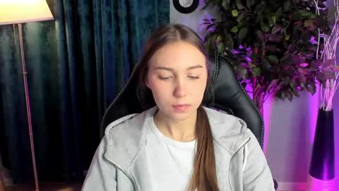 olivialangs online show from 03-23-26, 11:14