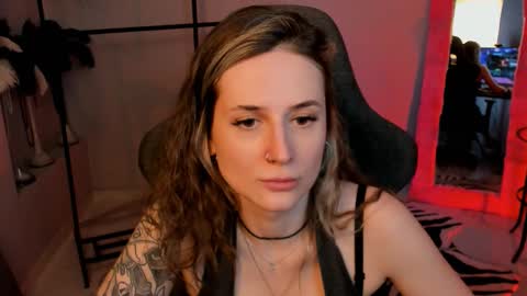 Liv online show from 11-17-25, 09:59