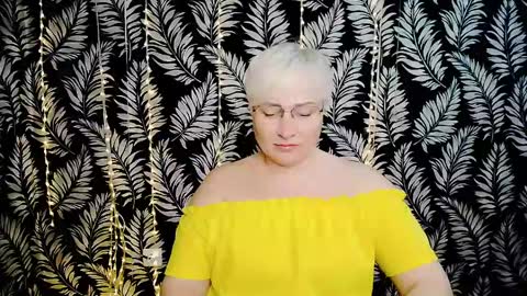 Kelly online show from 05-02-26, 10:31