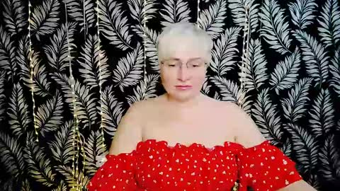 Kelly online show from 05-04-26, 10:22