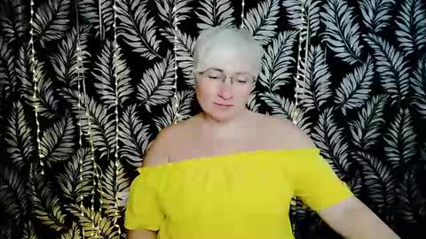 Kelly online show from 06-21-26, 10:40