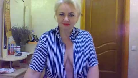 oliviaparadise online show from 01-05-25, 02:19