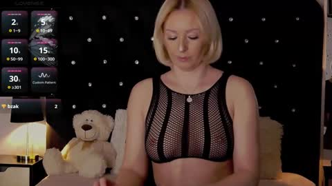 Olivia online show from 01-30-25, 08:32