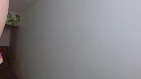 Olivia online show from 03-05-25, 05:40