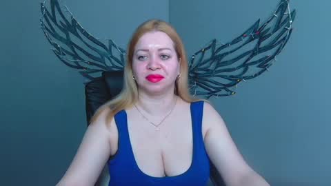 Oliviaverr online show from 05-27-26, 12:35