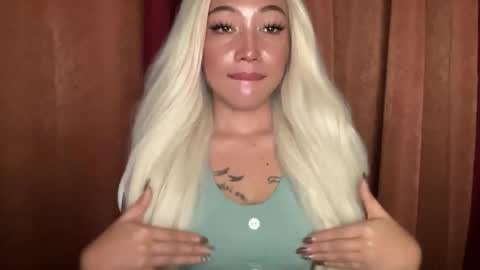 ZAINA online show from 04-23-26, 01:57