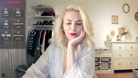 Snapshot of ollalla7 chatting on 10-05-25, 04:49 ollalla7 online show from 10-05-25, 04:49