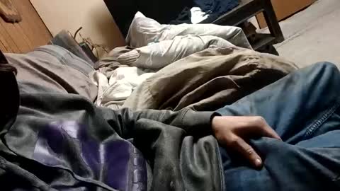 Snapshot of ollieoliver422 chatting on 03-15-26, 04:07 ollieoliver422 online show from 03-15-26, 04:07