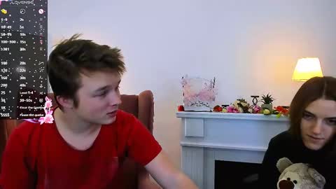 Snapshot of ollistiw chatting on 02-11-25, 06:30 Olli and Stiw online show from 02-11-25, 06:30
