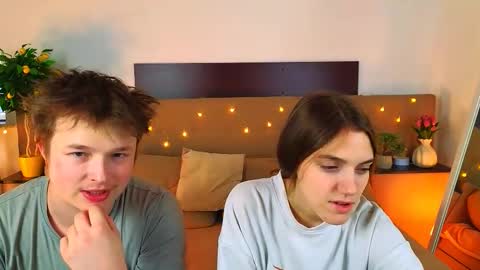 Olli and Stiw online show from 03-25-26, 07:47