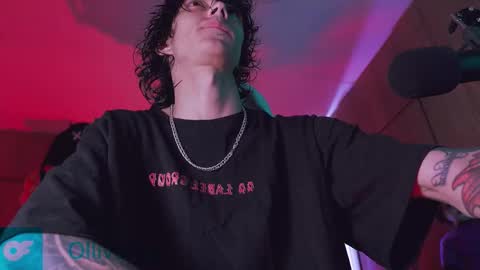     online show from 10-10-25, 12:48