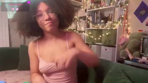 Snapshot of ollythegreat chatting on 03-16-26, 07:40 olly online show from 03-16-26, 07:40