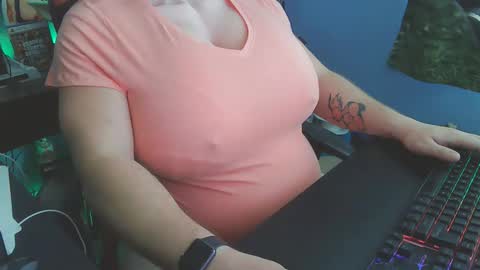 Dani Pregna online show from 11-19-25, 02:50