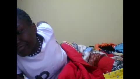 olwami3 online show from 10-18-25, 04:04