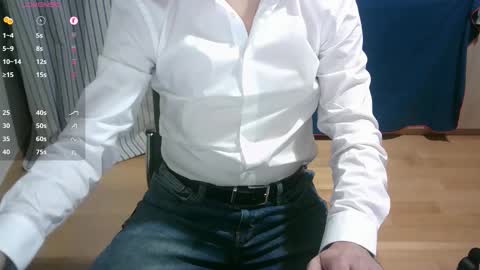 Snapshot of omar87ram chatting on 12-14-25, 06:01 Omar online show from 12-14-25, 06:01